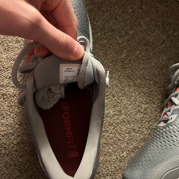 Saucony Triumph 18 Size 14 wide - Picture 5 of 8